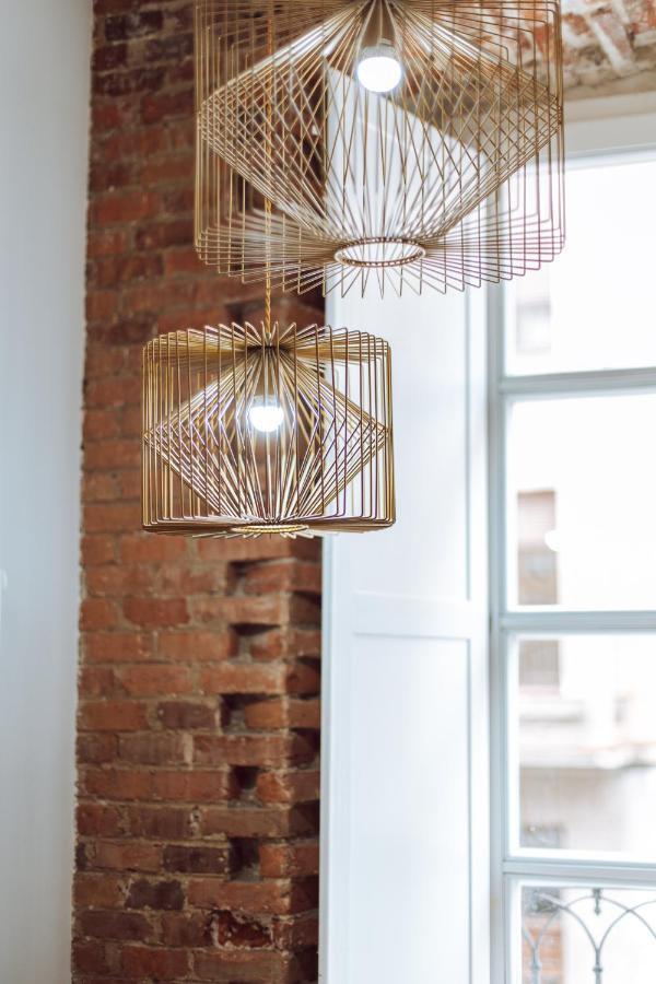 מלון לאון Albany Ancha מראה חיצוני תמונה A pendant light