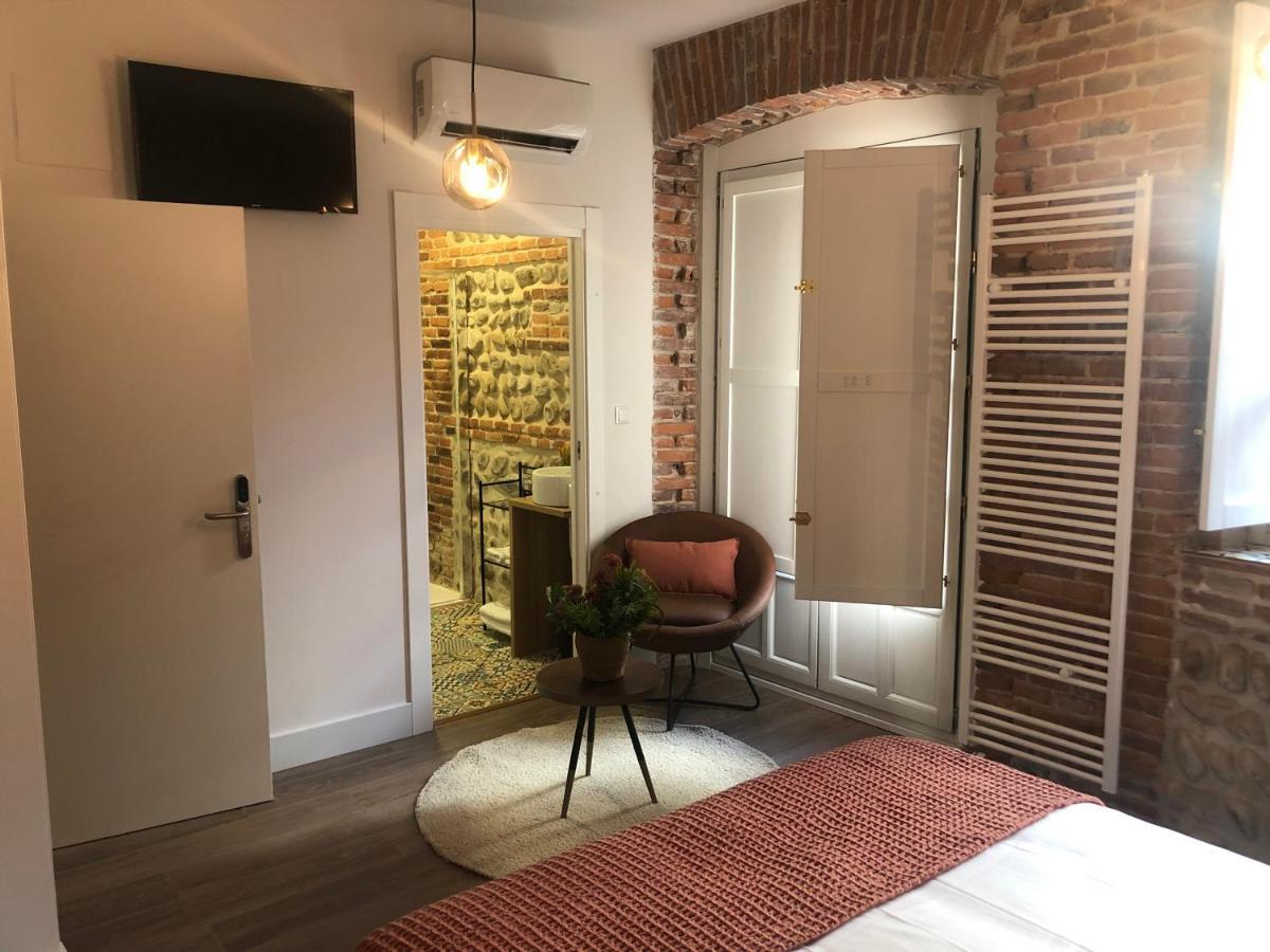 מלון לאון Albany Ancha מראה חיצוני תמונה A room at the hotel