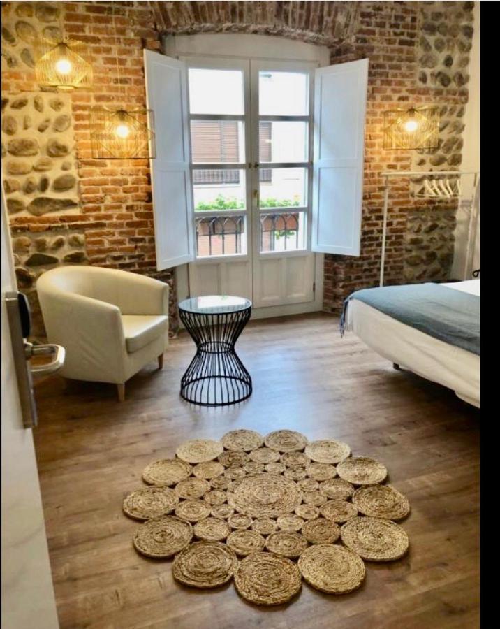 מלון לאון Albany Ancha מראה חיצוני תמונה A room at the hotel